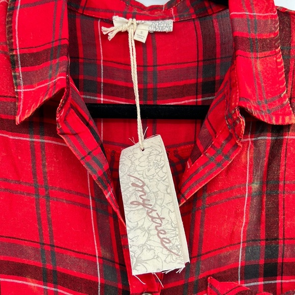🆕Mystree Plaid Fall Button Down Top Red Distressed Vintage Coloring S,M & L - Picture 7 of 9